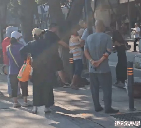 搡BBBB搡BBB搡我瞎了：一场意外的冲突引发热议，网友纷纷围观事件背后的真相与争议！